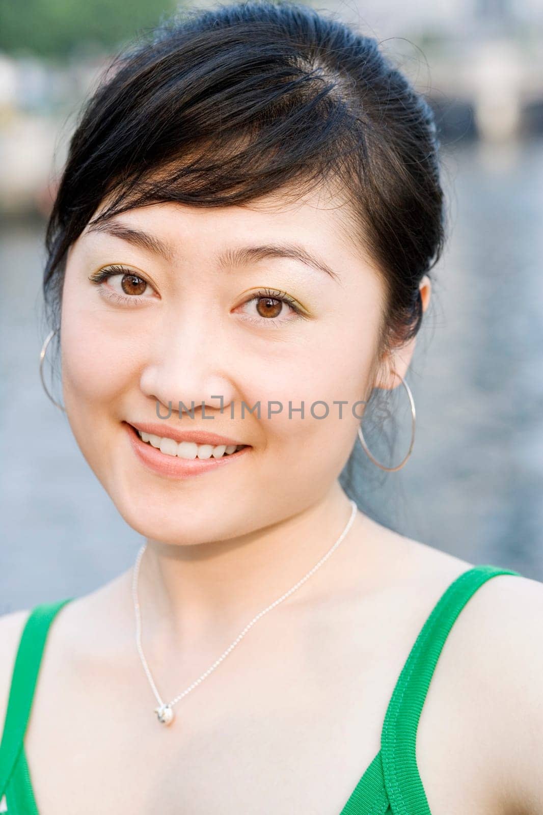 Portrait of a young woman smiling