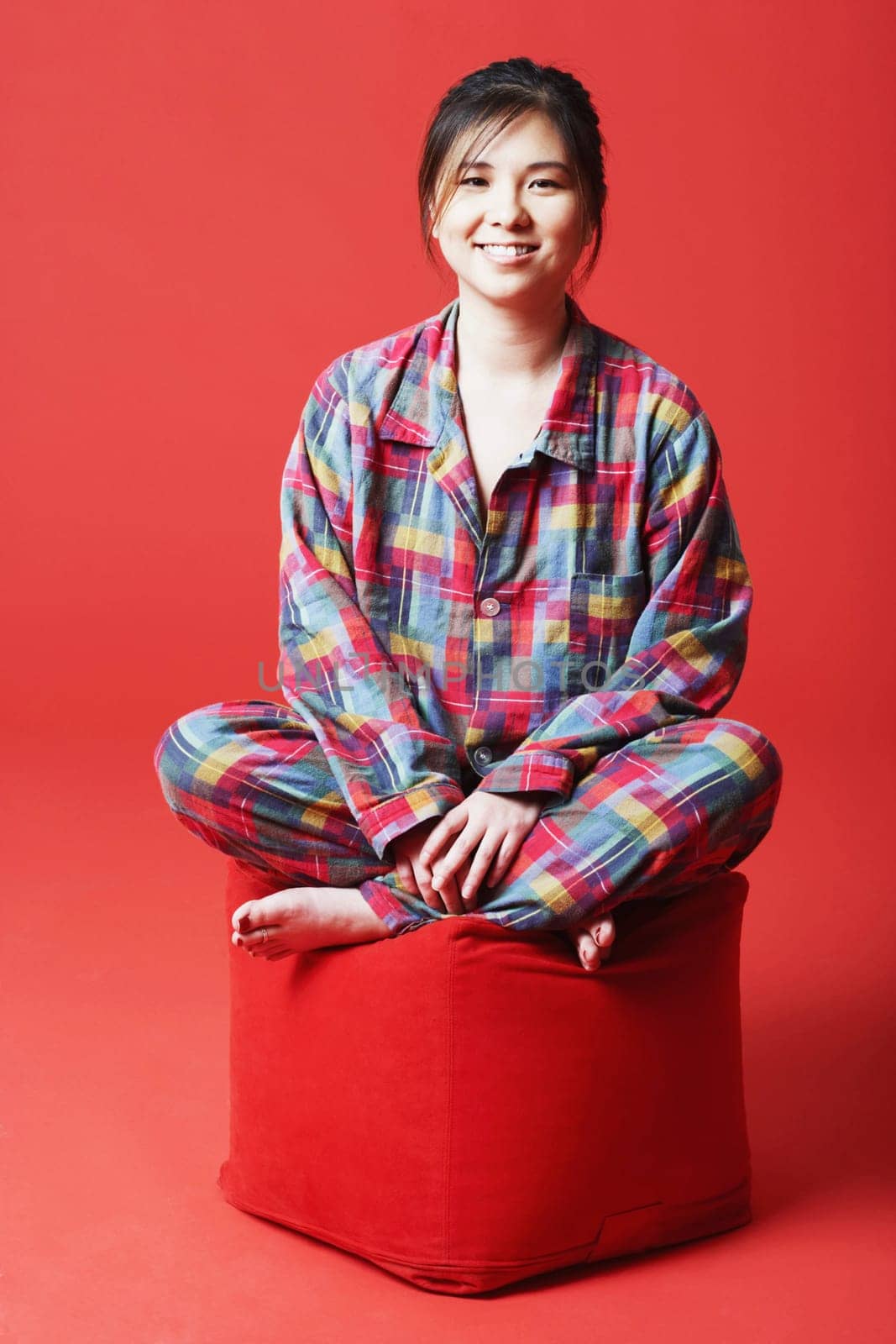 Portrait of a mid adult woman smiling