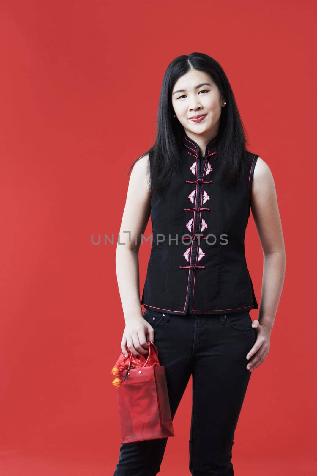 Portrait of a young woman smiling