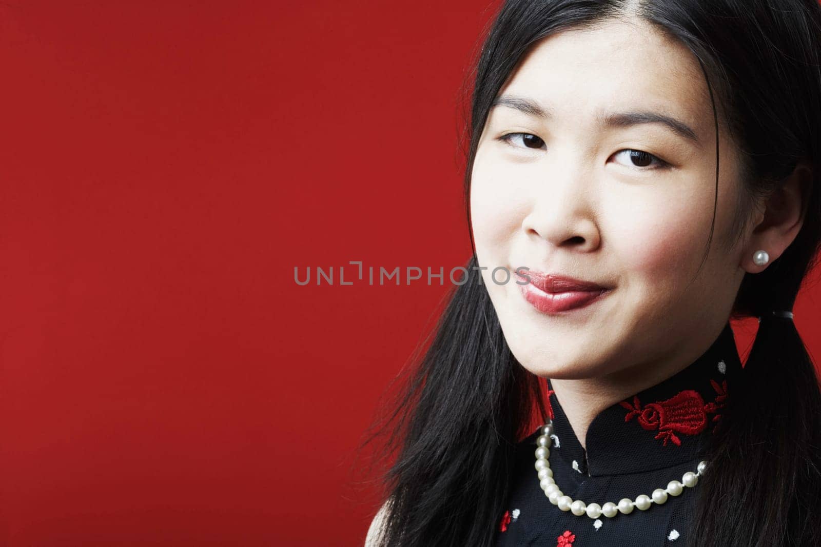 Portrait of a young woman smiling