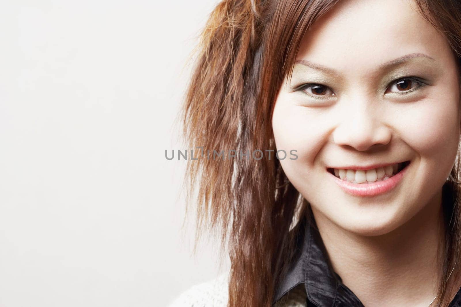 Portrait of a young woman smiling