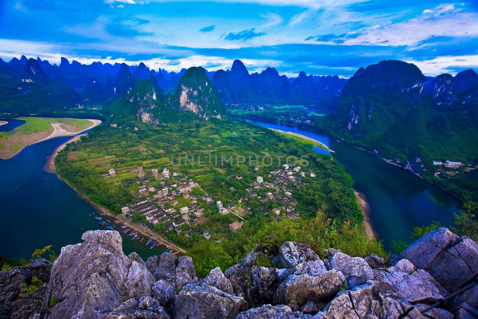 Li River, XingPing, Yangshuo, Guangxi Province, China