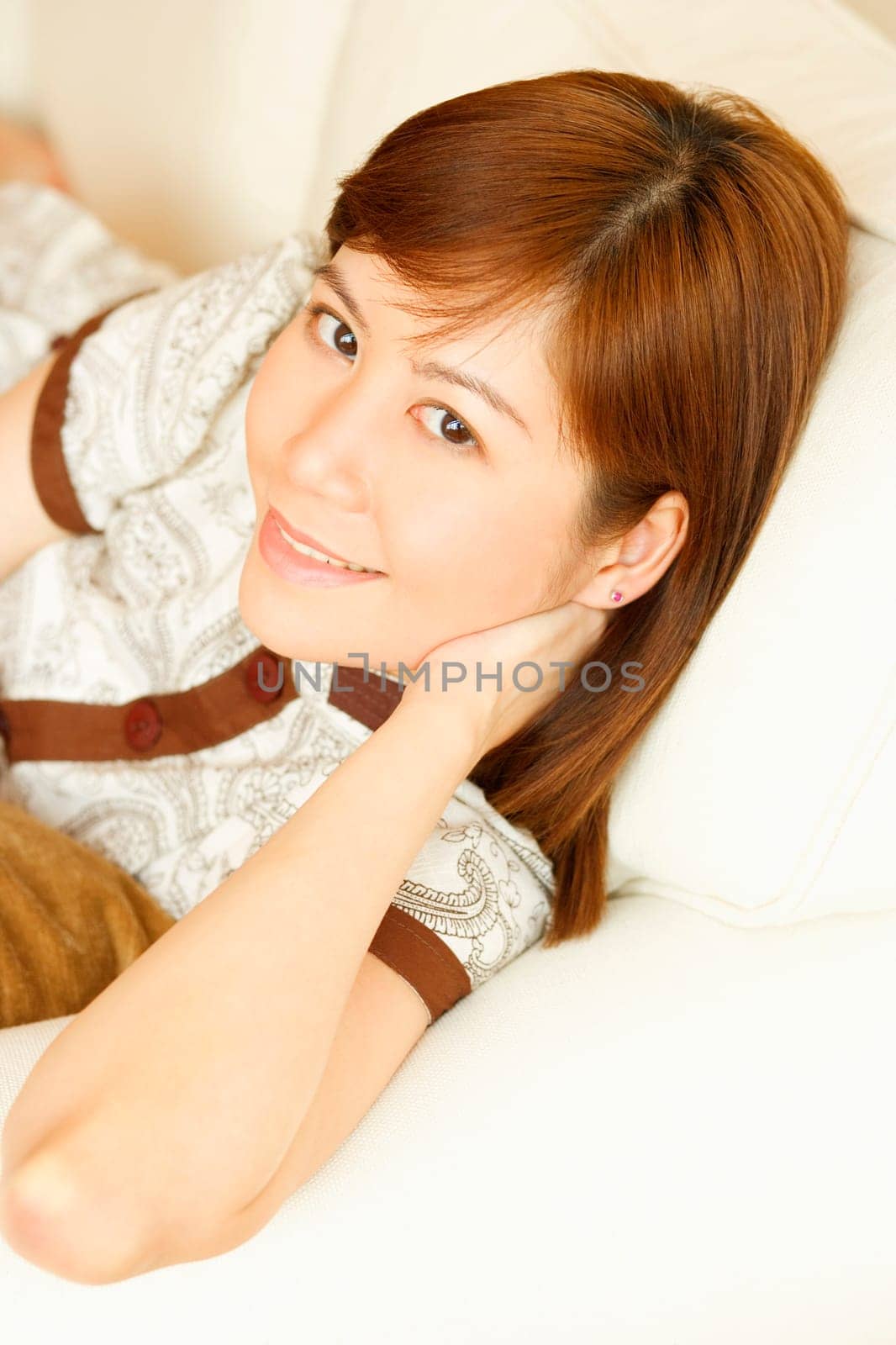 Portrait of a young woman smiling