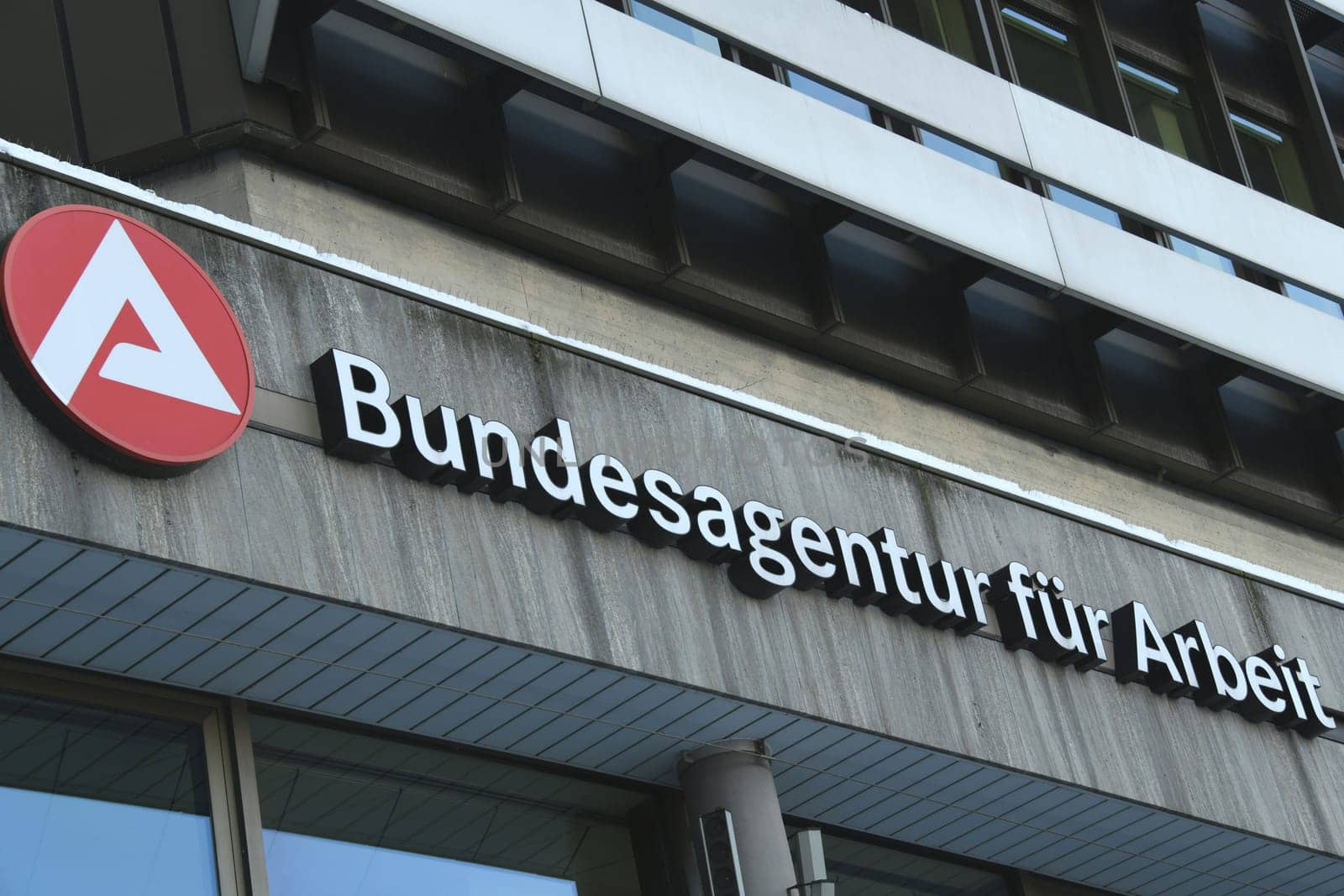 Every month,the Federal Labour Office in Nuremberg publishes the unemployment figures and the labour market situation for the Federal Republic of Germany. The building is located on Regensburger Straße.