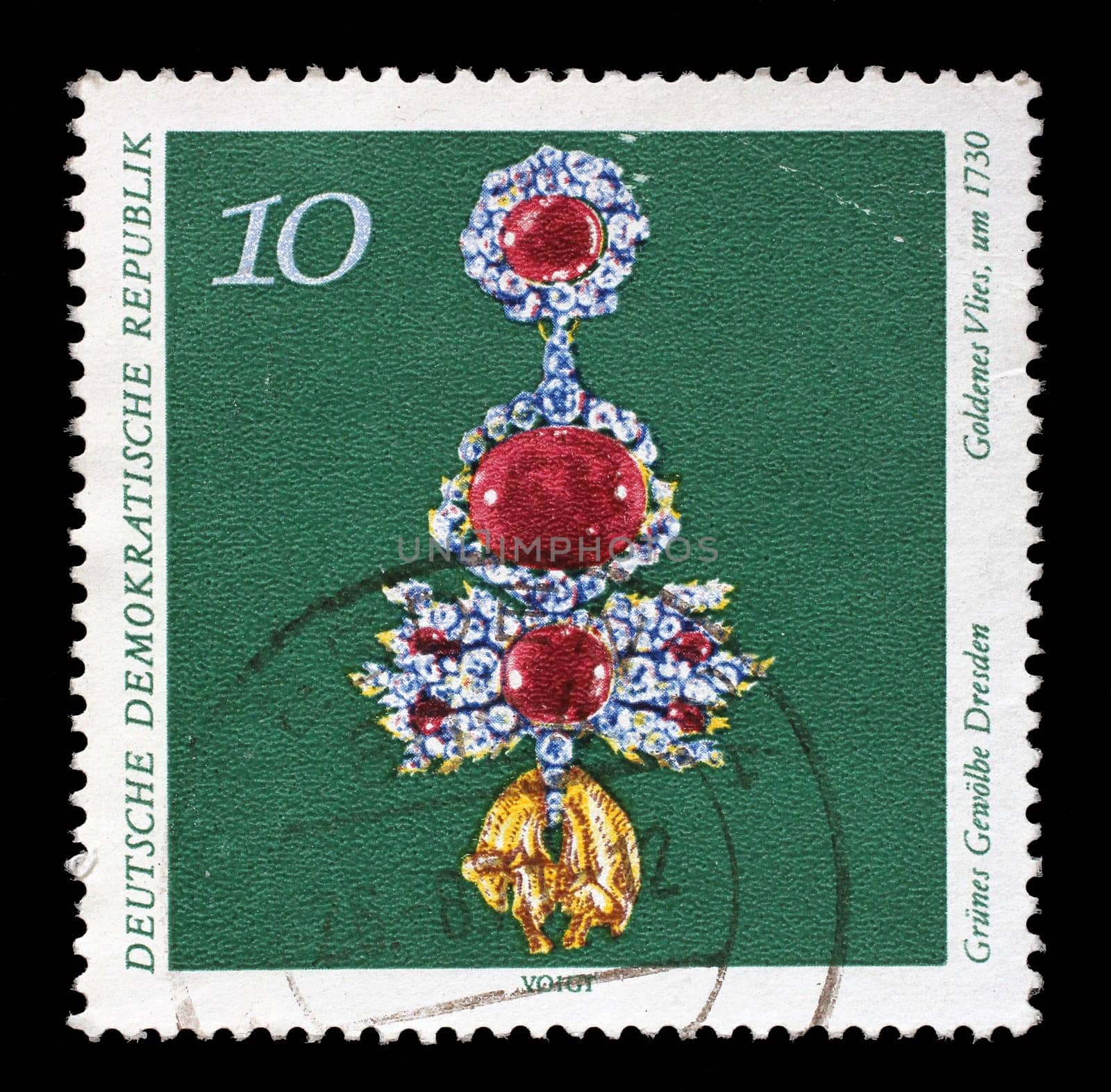 Stamp printed in GDR from the Art, The Grnes Gewolbe Dresden issue shows golden Fleece, circa 1971.