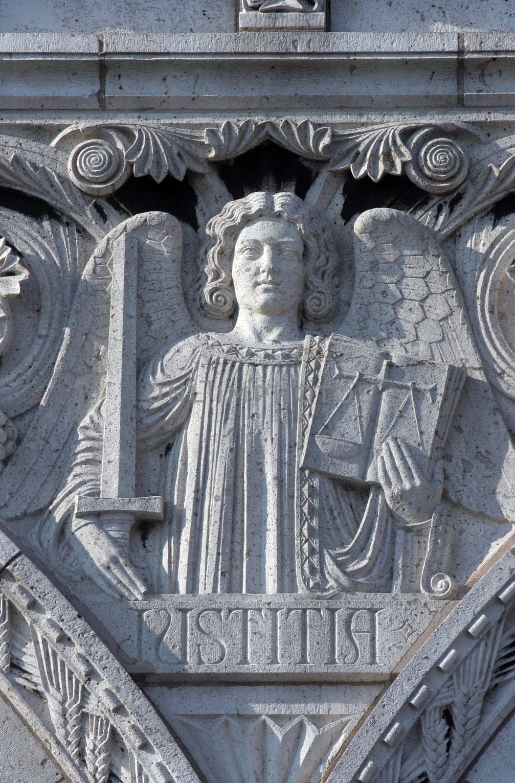 Justice, Basilique Sacre Coeur, Paris