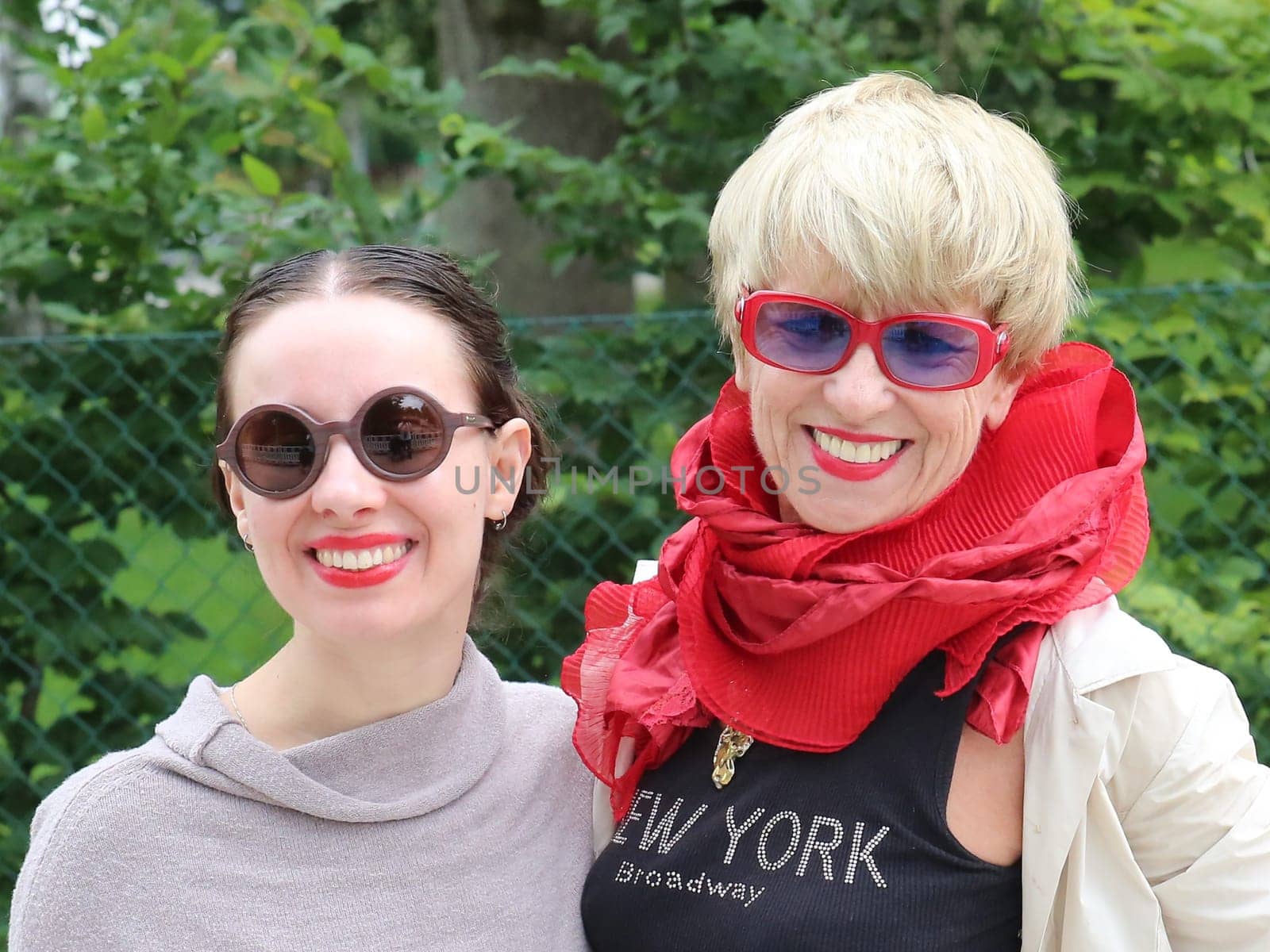 Monika Ehrhardt-Lakomy widow from Reinhard Lakomy with daughter Klara Johanna