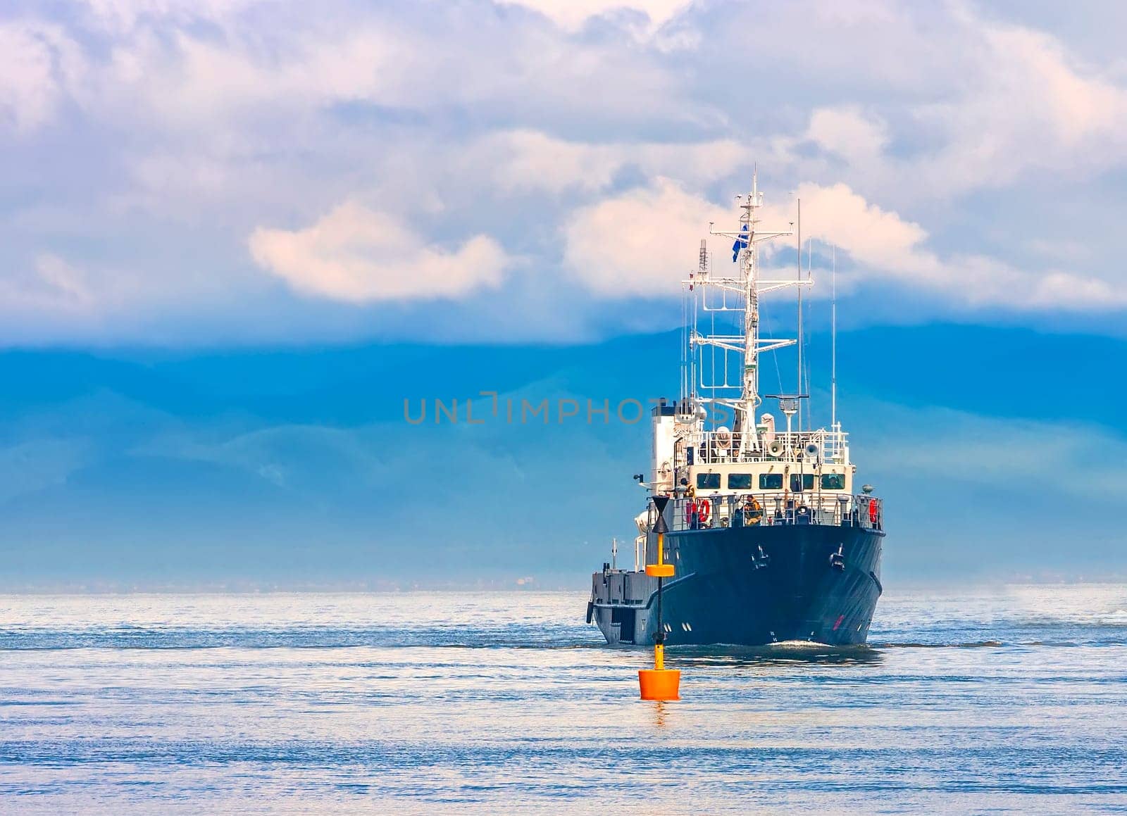 The Naval military exercises in the Pacific ocean seizure of a ship with hostages