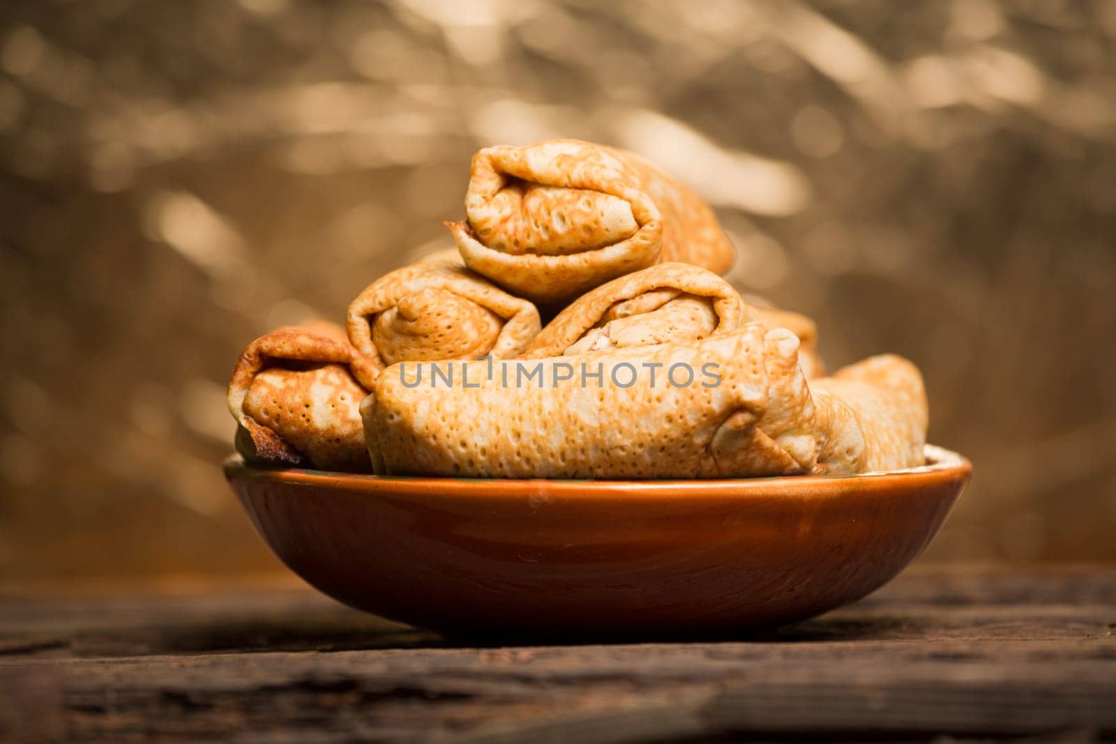 Pancakes with cottage cheese filling