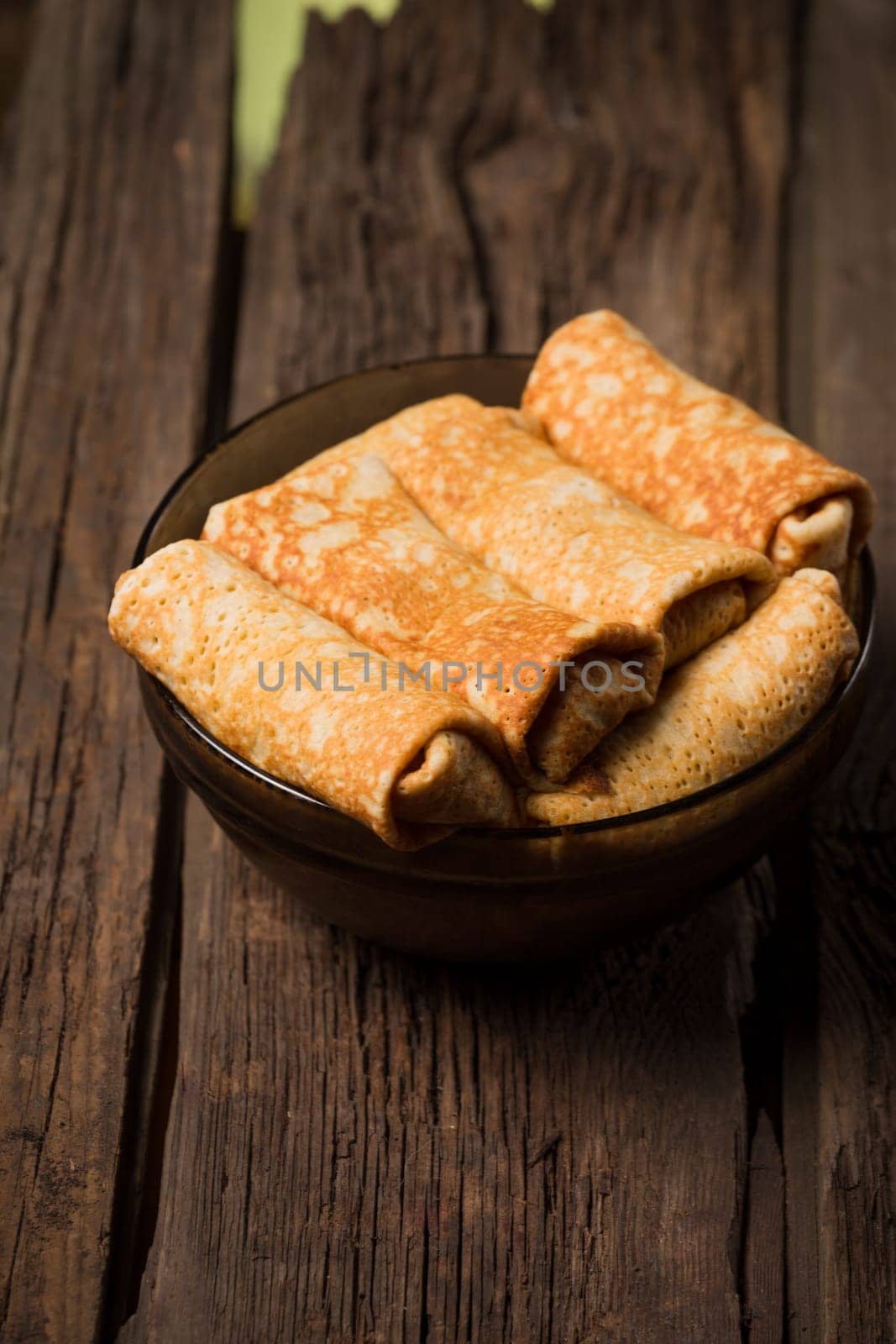 Pancakes with cottage cheese filling