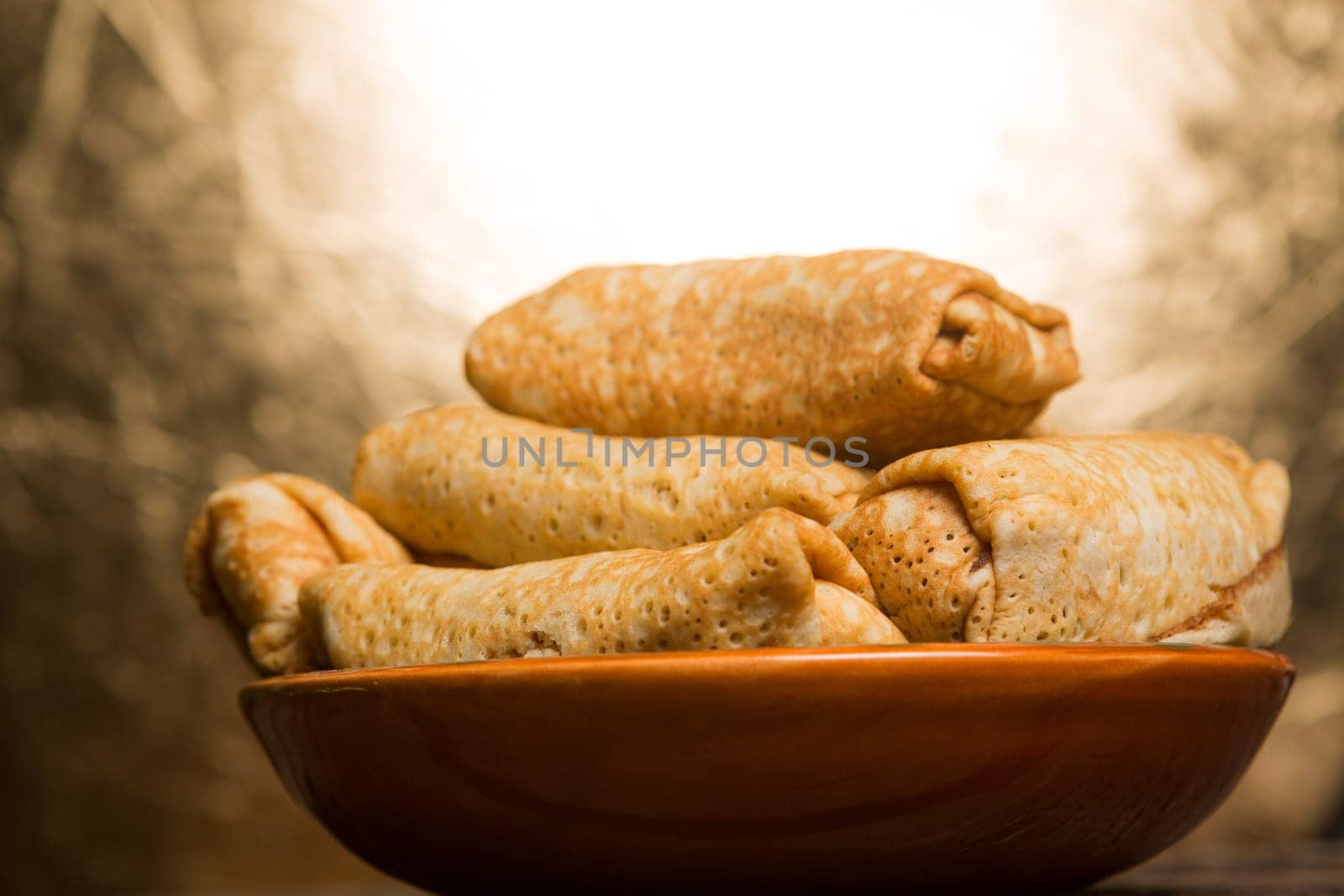 Pancakes with cottage cheese filling