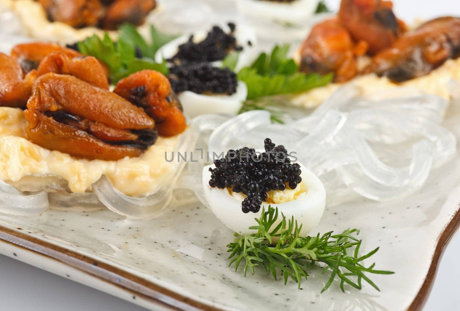 salad with mussels and rice noodles