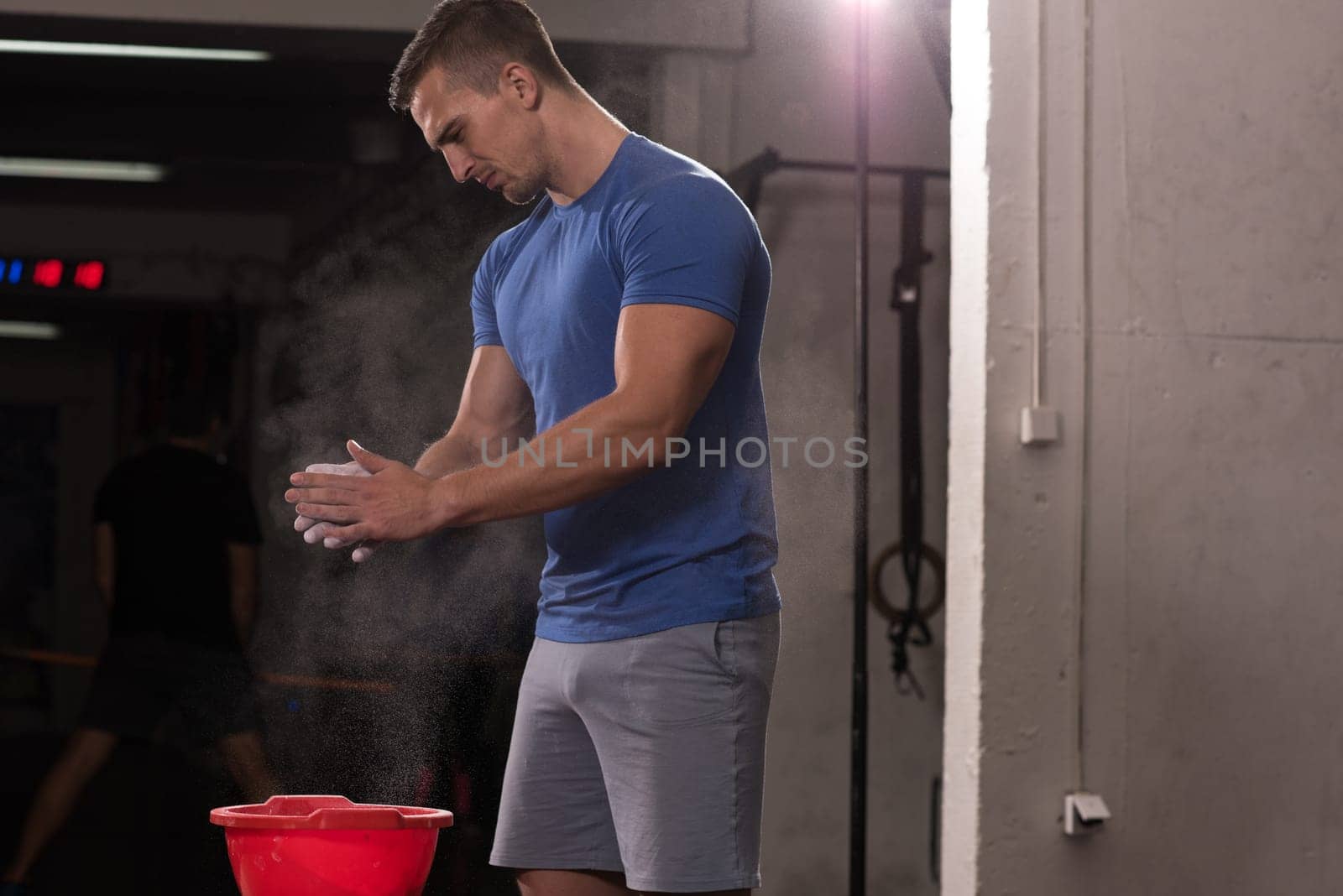 Gym Chalk Magnesium Carbonate hands clapping man for climbing workout
