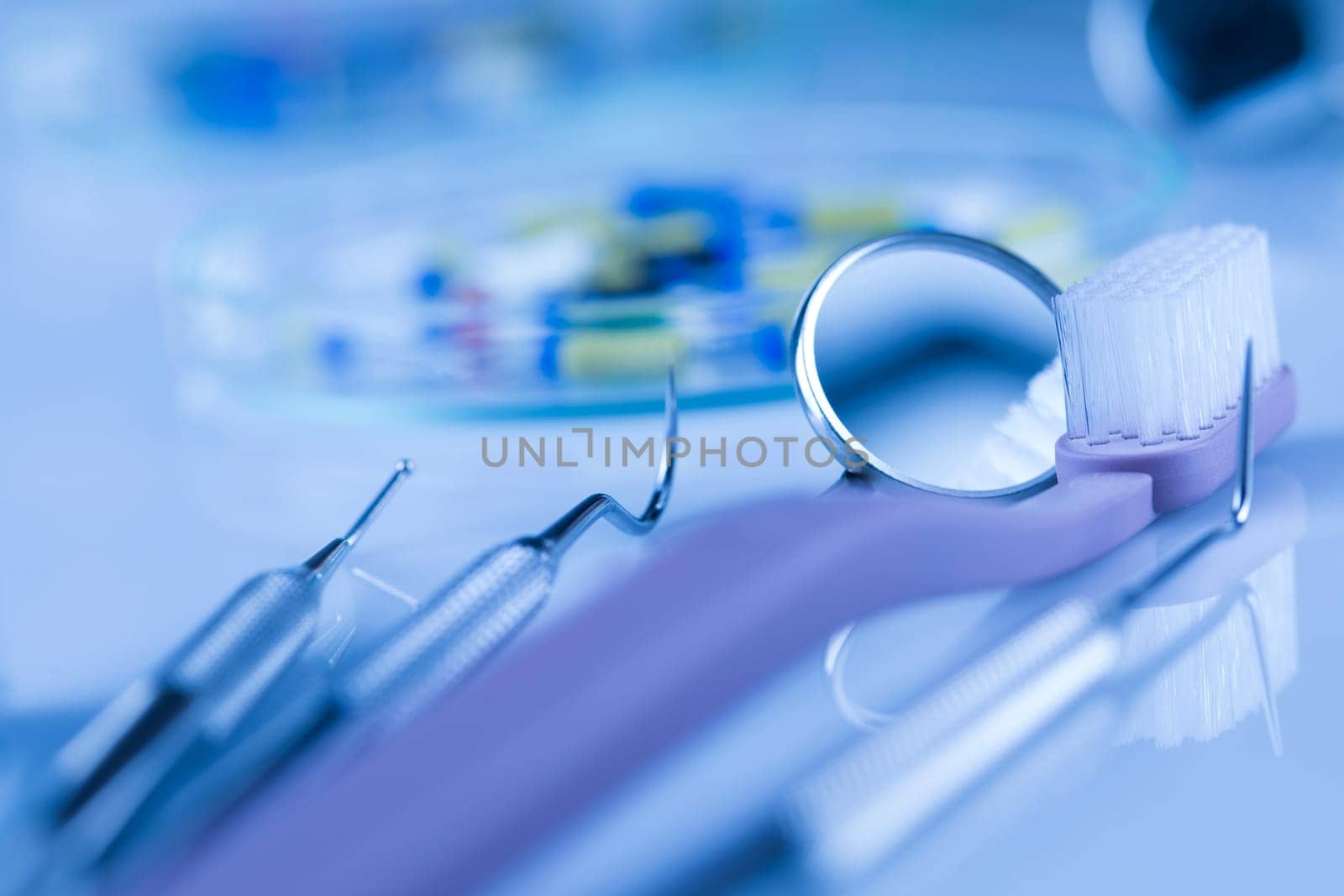 Stomatology equipment for dental care