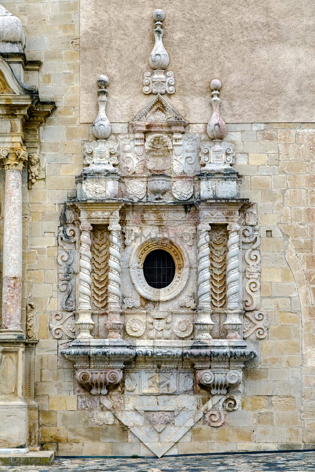 Monastery of Santa Maria de Poblet, Catalonia, Spain door church side details