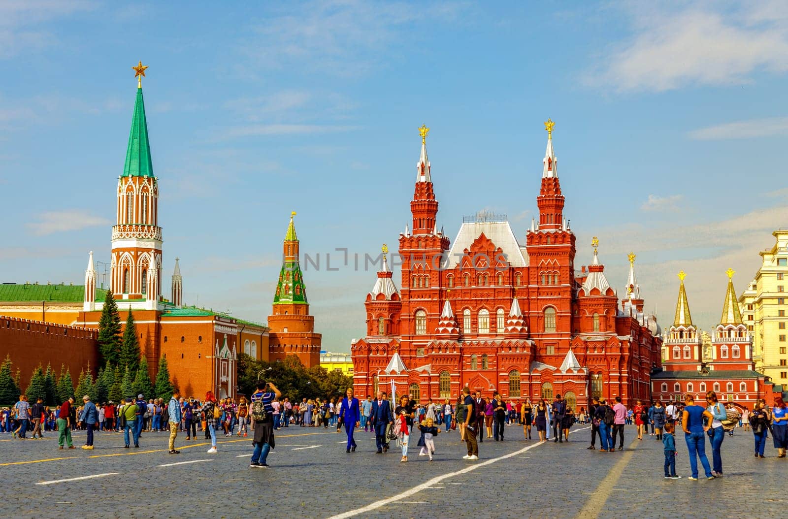 cow, Russia - September 15, 2018: View of the State historical Museum and the Moscow Kremlin from Red square