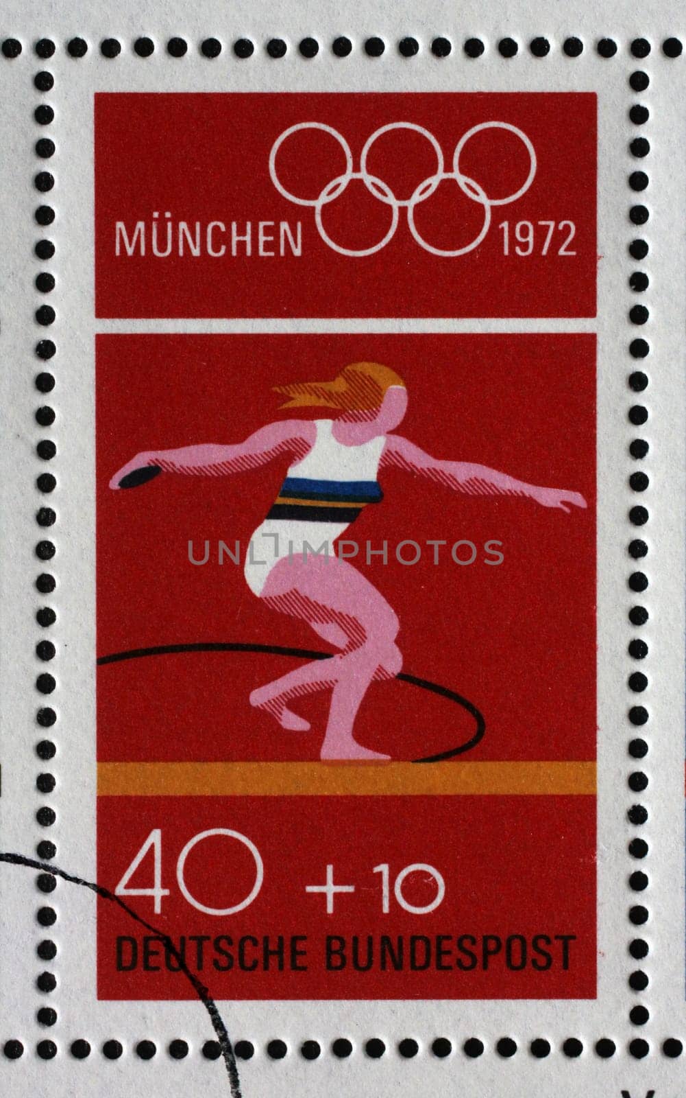 Stamp printed in Germany shows Discus women and Olympic Rings, Summer Olympic Games 1972 in Munich, circa 1972