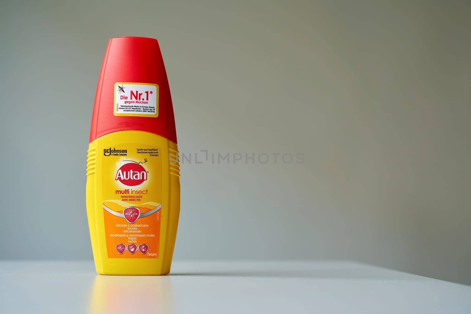 Autan insect repellent from the family company SC Johnson & Son for repelling ticks, mosquitoes and other insects with copyspace on right side