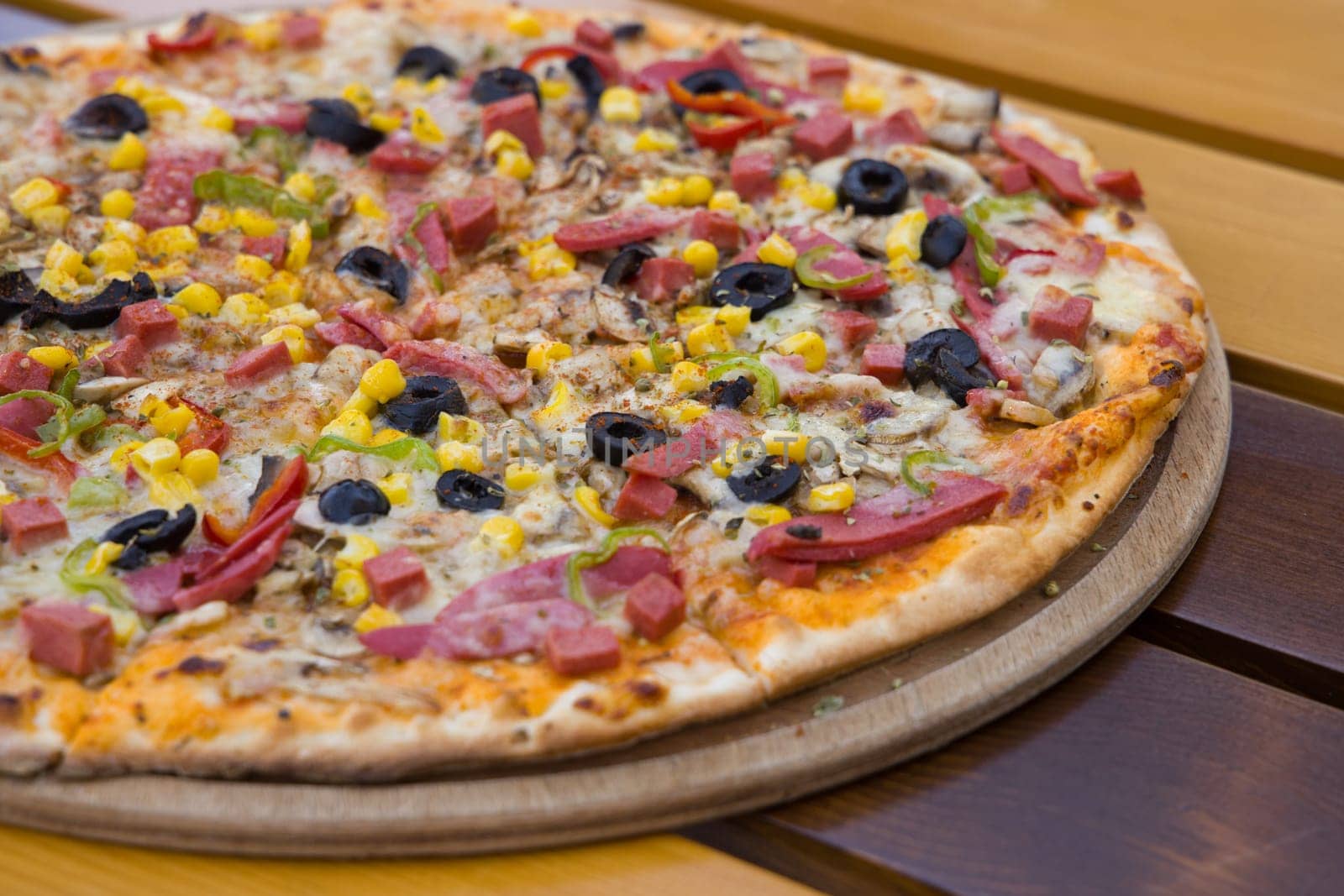 a pizza with natural ingredients