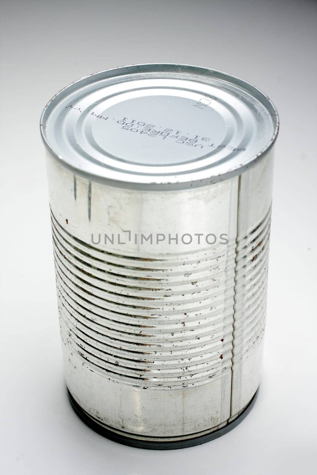 Food can on background