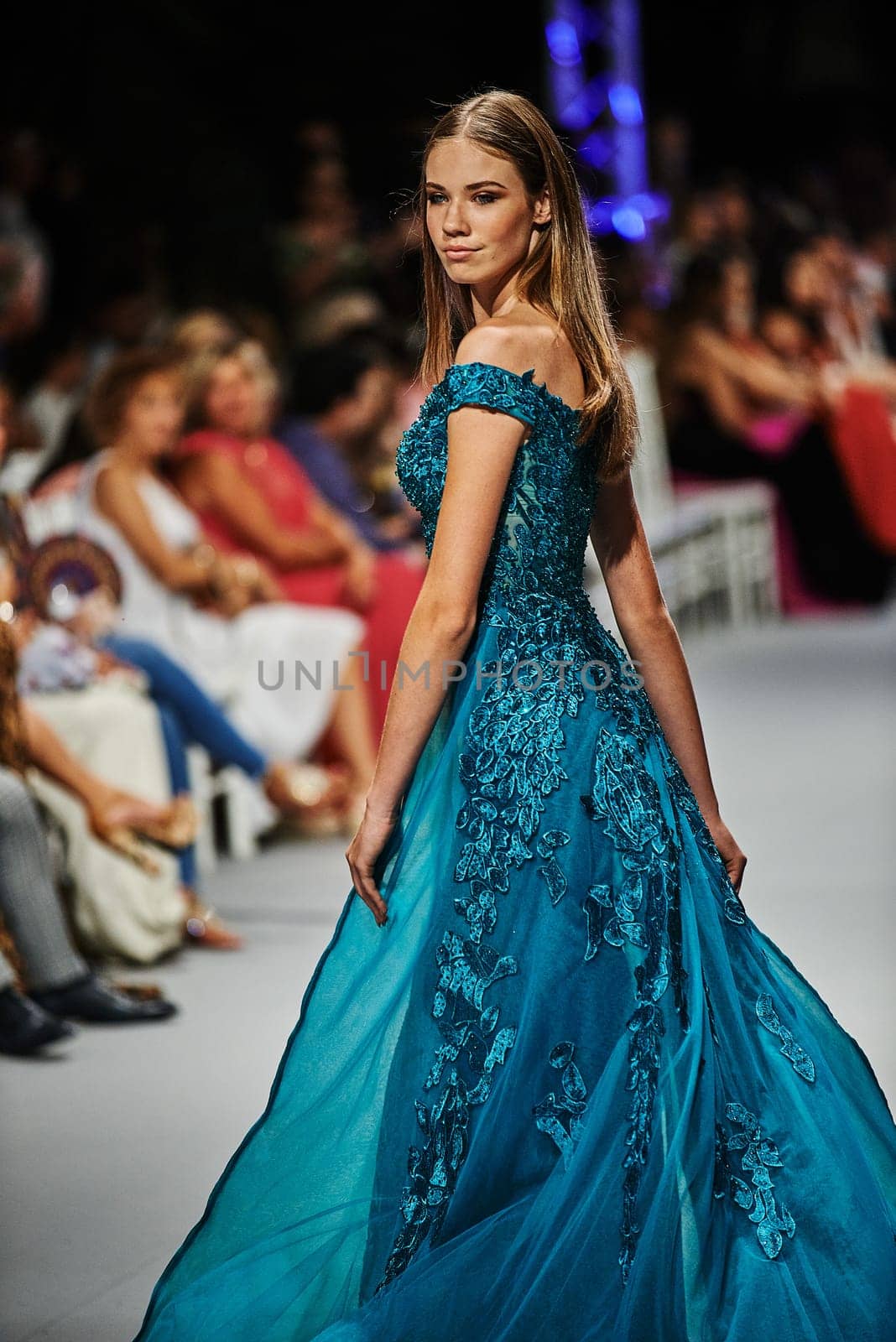 marbella fashion show celebrities on fire