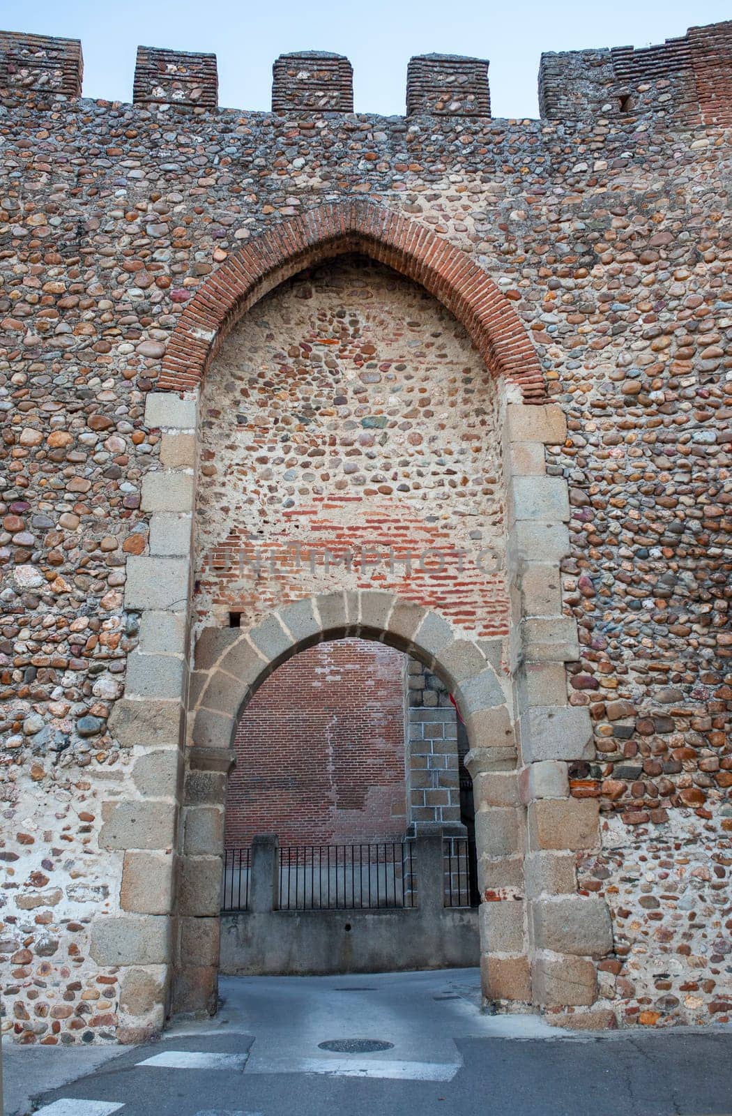 Galisteo, beautiful walled town from Alagon Valley. Puerta de Santa Maria, east enclosure. Extremadura, Spain