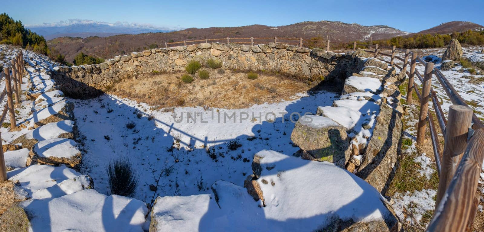 Corral de Lobos or Wolves trap. High walled deep pit where wolves was driven to be exterminated. La Garganta, Extremadura, Spain