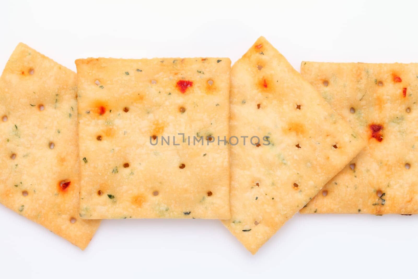 Vegetable salty crackers