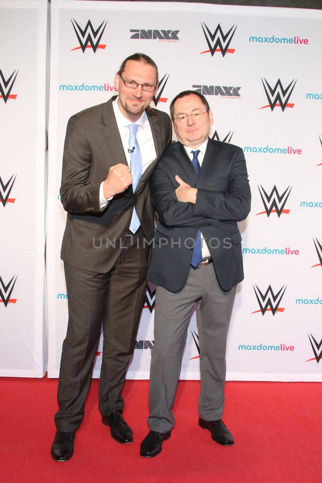 Holger Boeschen,Carsten Schaefer,WWE Live,O2 World Hamburg,15.04.2015