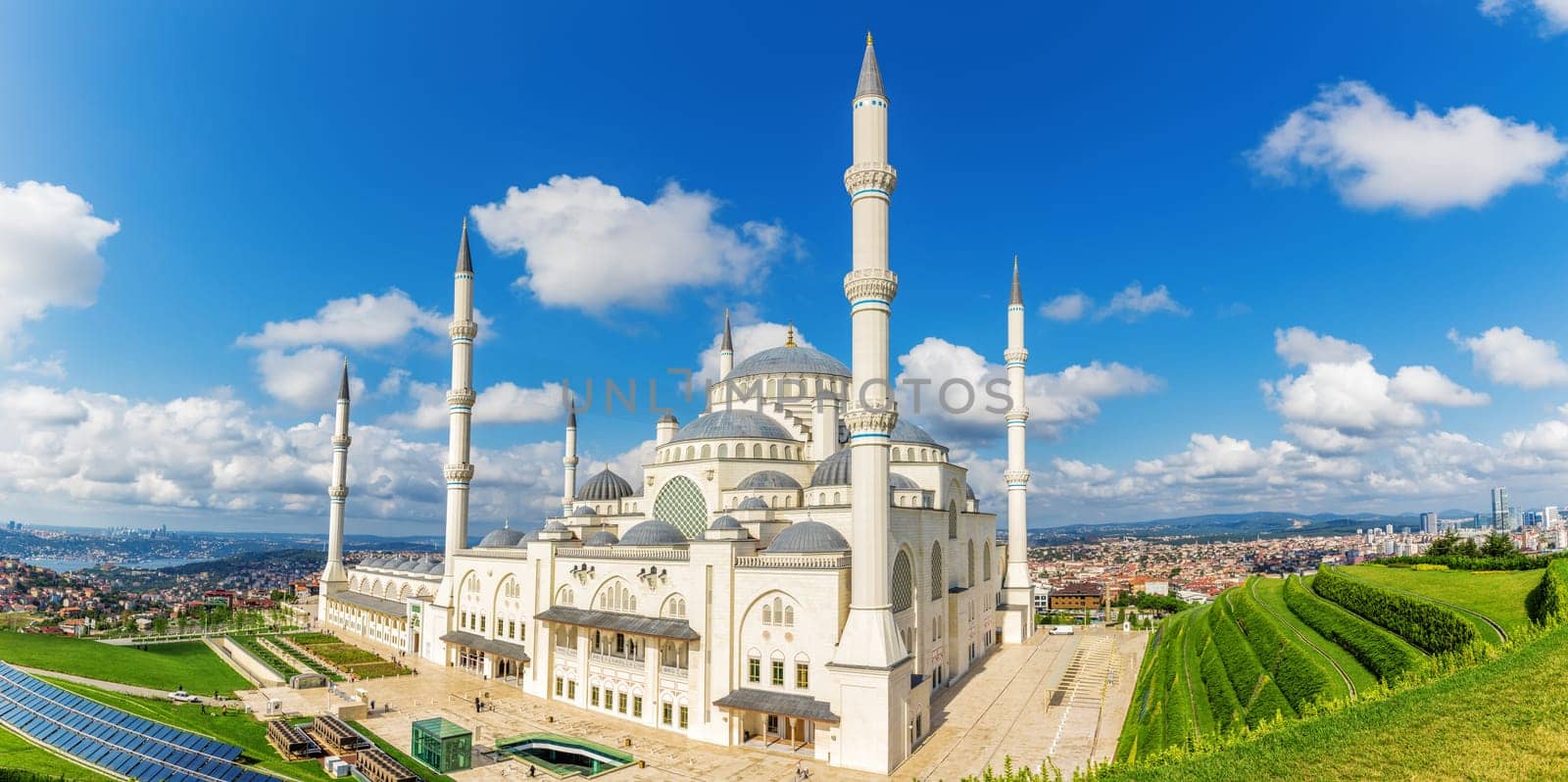 Istanbul Big Camlica Mosque, beautiful aerial view.