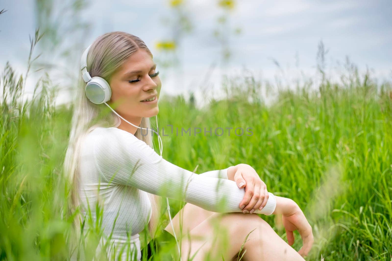 beautiful young woman with headphones