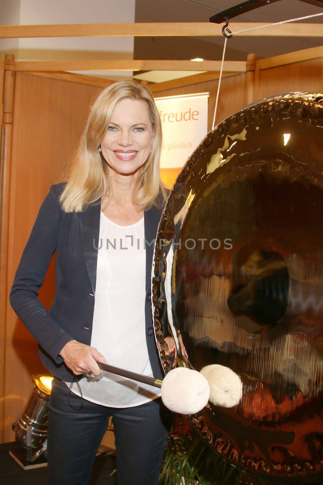 Nina Ruge,Opening Joy of Life Messe Hamburg,CCH Hamburg,17.04.2015