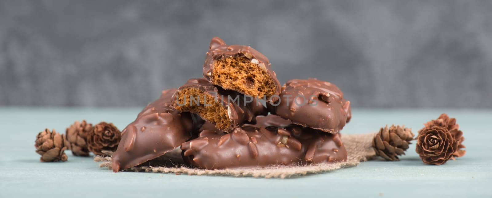 Nurnberg elisen gingerbread with almonds, traditional german christmas sweets