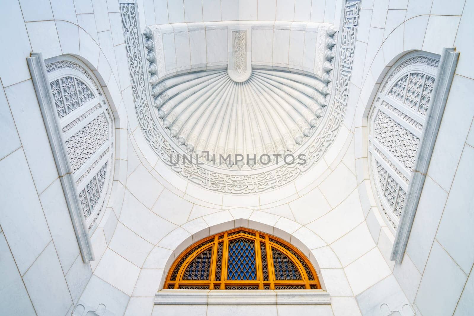 Ceiling details of the Mosque Muhammad al-Amin in Muscat, Oman