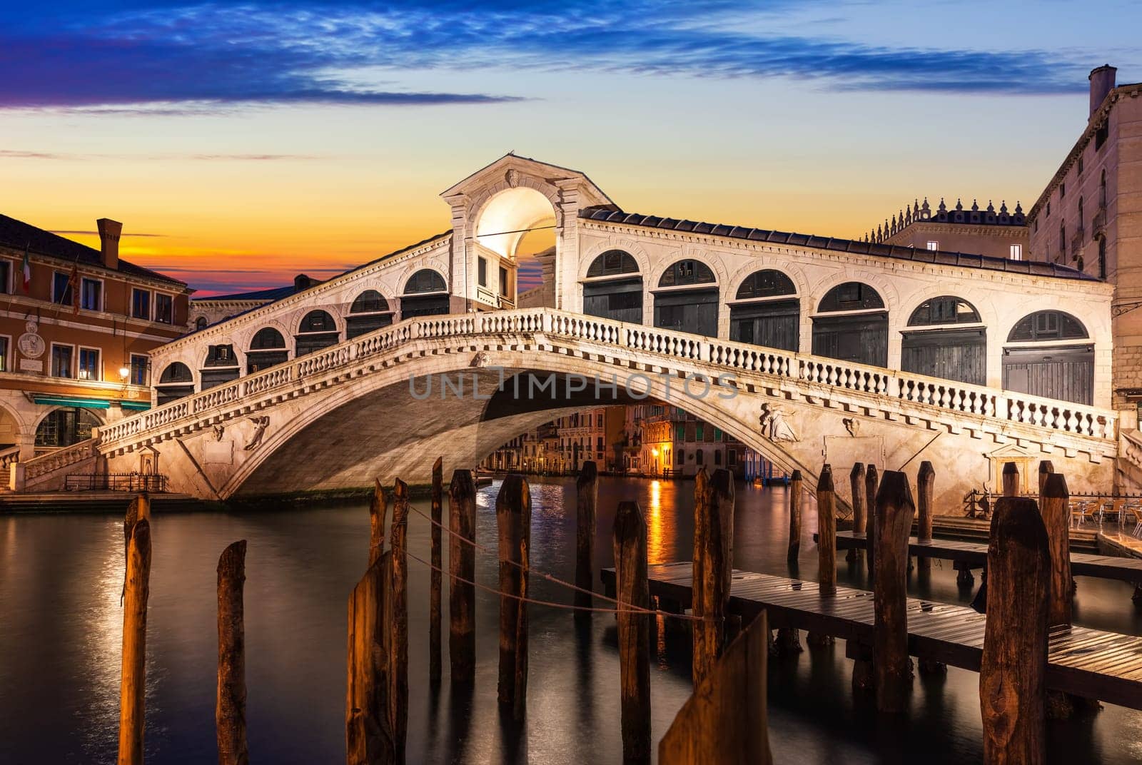 The Rialto bridge in Venice, night view.