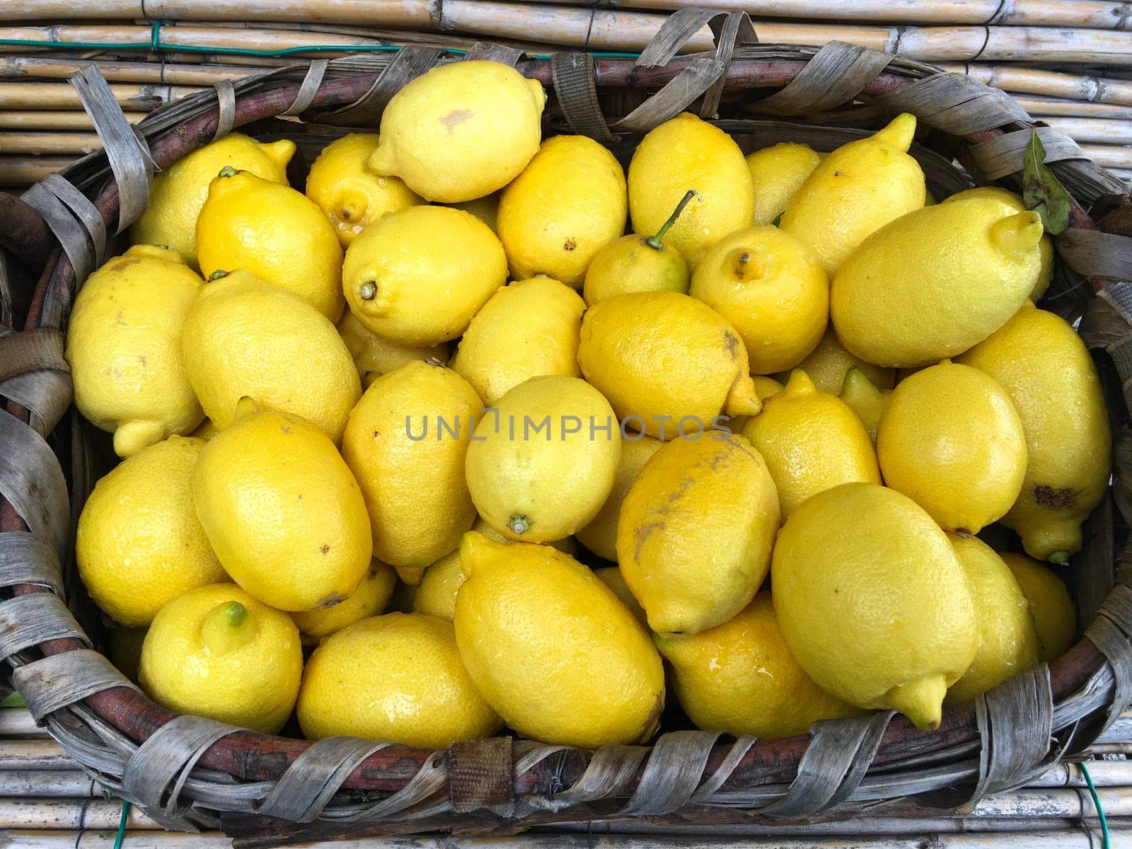 Basket of lemons