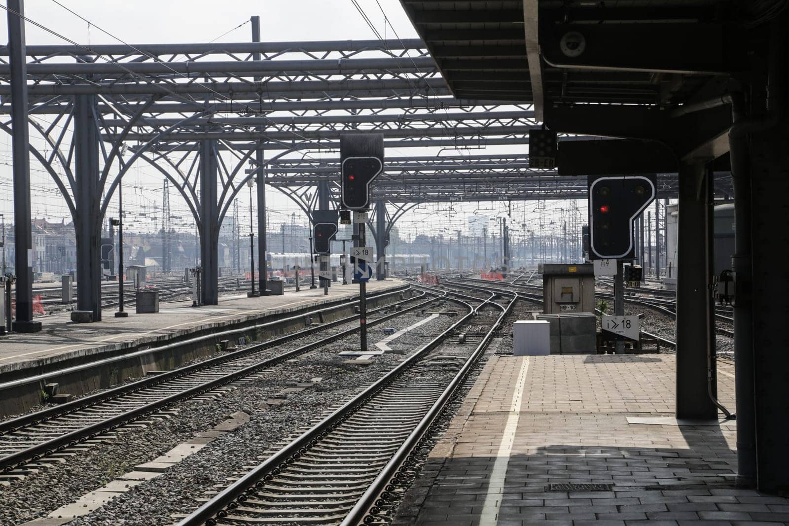 Rail tracks and trains in the Brussels South Railway Station