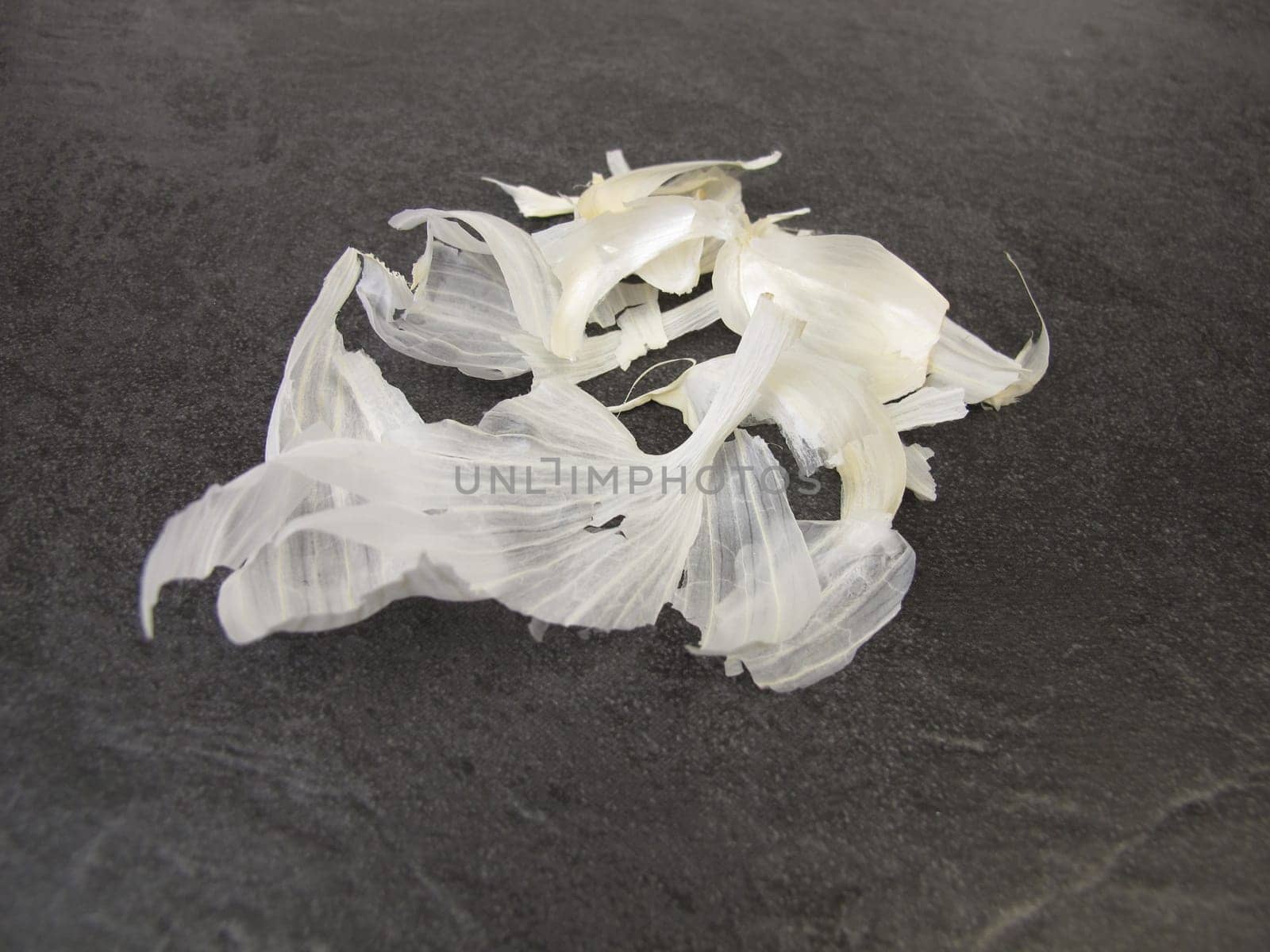 Garlic peel, outer layers of thin sheathing leaves from garlic