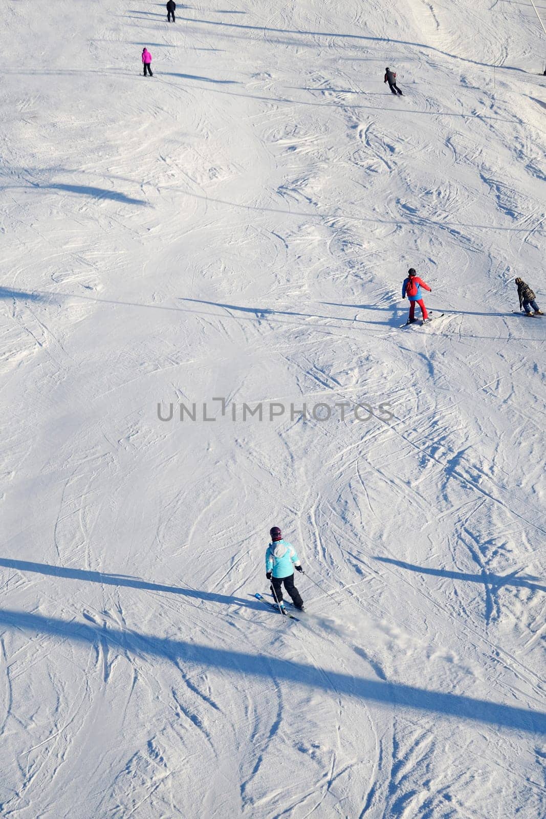 Downhill skiing