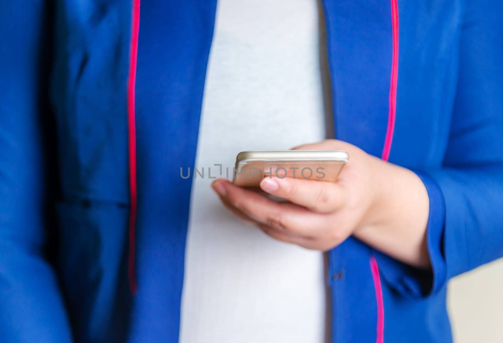 Business women with smartphone mobile on blurred background, Technology network and online banking and internet banking and networking people concept