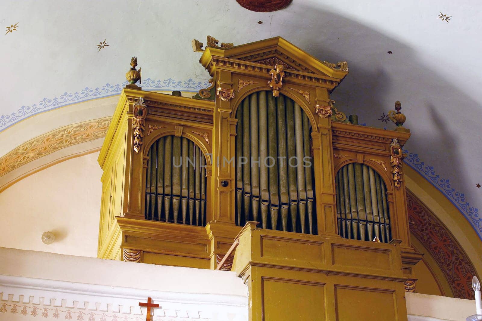 Organ in the parish church of St. Mary Magdalene in Veliki Bisag, Croatia