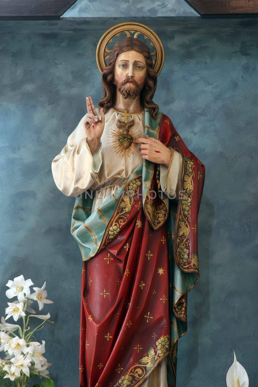 Sacred Heart of Jesus, altar in the church of Saint Anthony of Padua in Bjelovar, Croatia