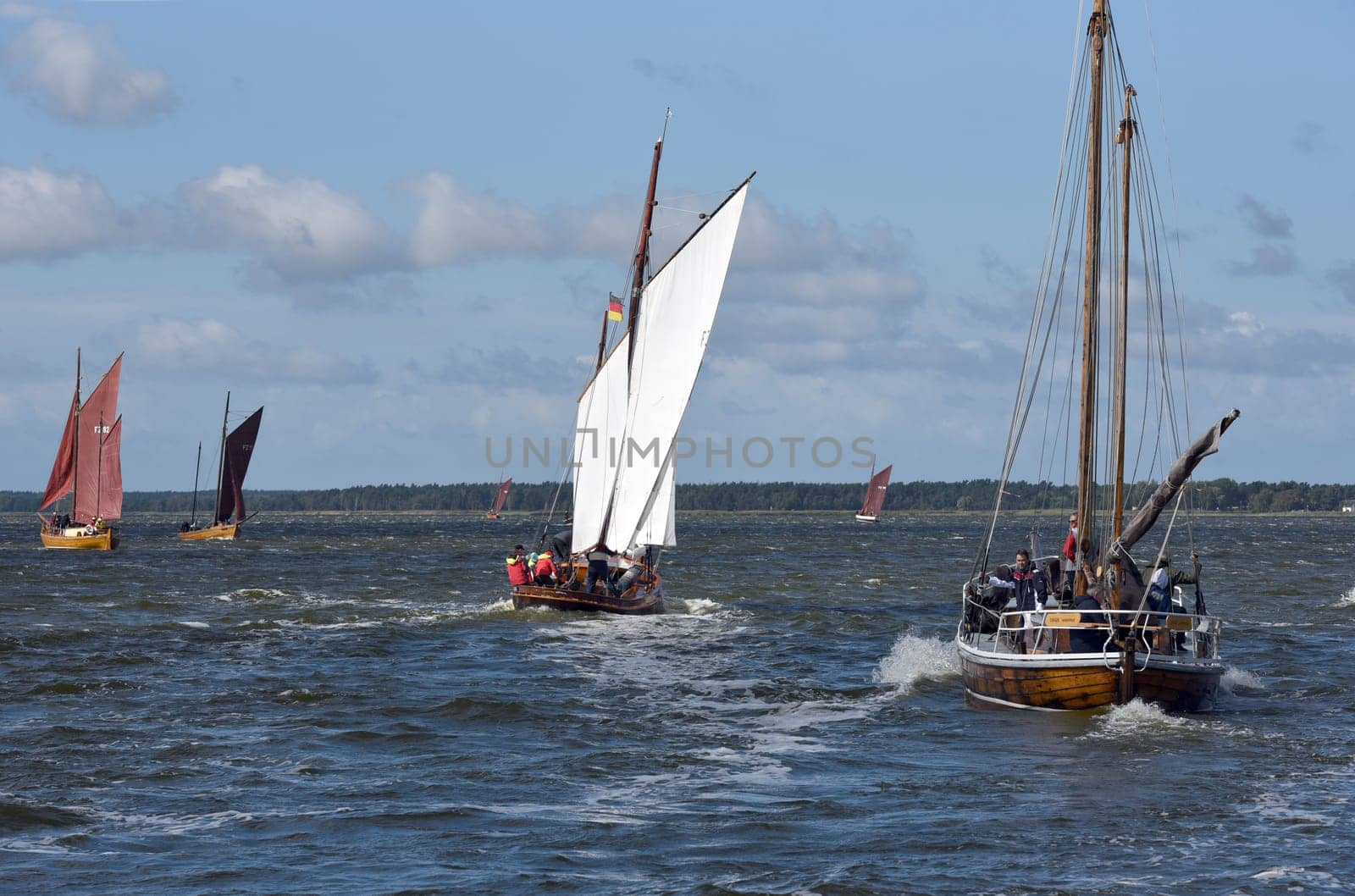 Zeesboot regattas take place annually in the Boddenlandschaft in Mecklenburg-Vorpommern. Zeesboot regattas take place annually in the lagoon landscape in Mecklenburg-Western Pomerania.