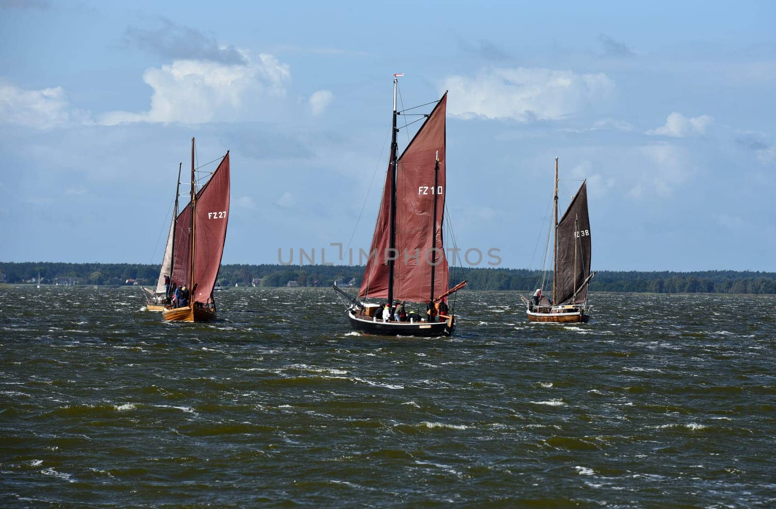 Zeesboot regattas take place annually in the Boddenlandschaft in Mecklenburg-Vorpommern. Zeesboot regattas take place annually in the lagoon landscape in Mecklenburg-Western Pomerania.