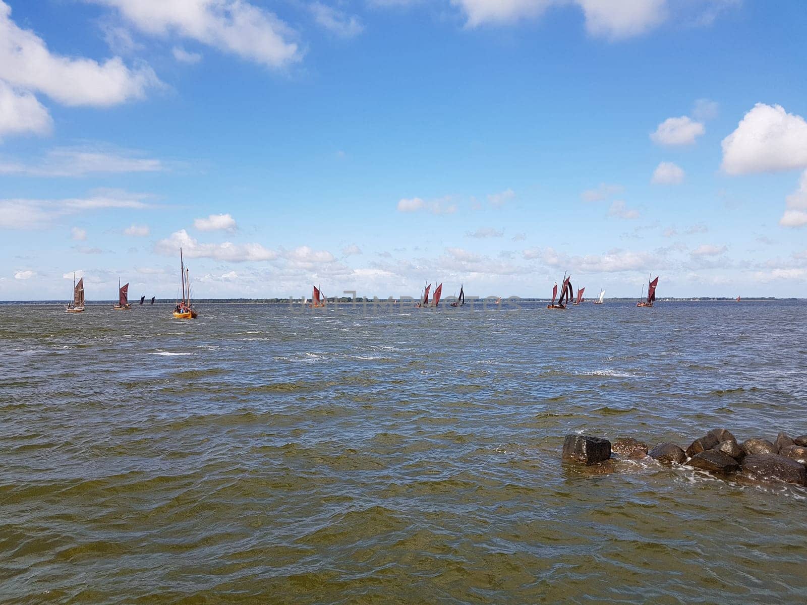 Zeesboot regattas take place annually in the Boddenlandschaft in Mecklenburg-Vorpommern. Zeesboot regattas take place annually in the lagoon landscape in Mecklenburg-Western Pomerania.