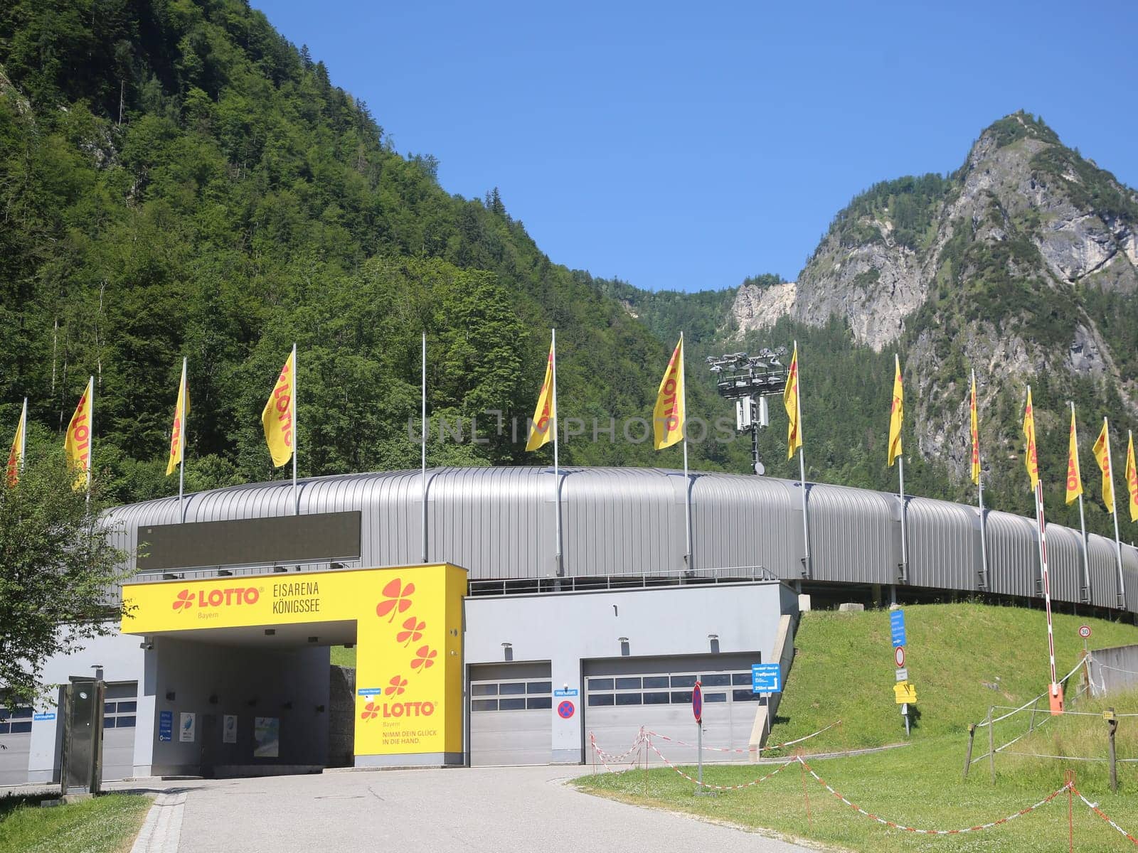 Eisarena Bob und Rodelbahn am Königssee im Sommer 2021
