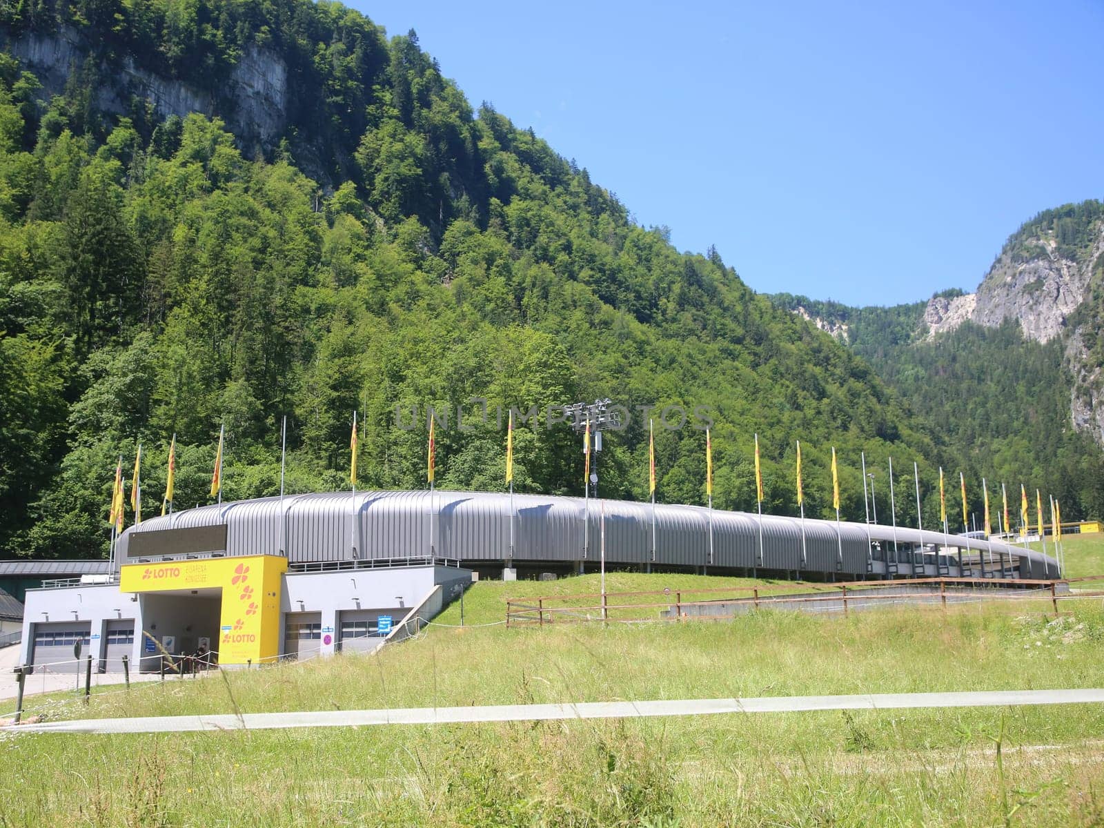 Eisarena Bob und Rodelbahn am Königssee im Sommer 2021
