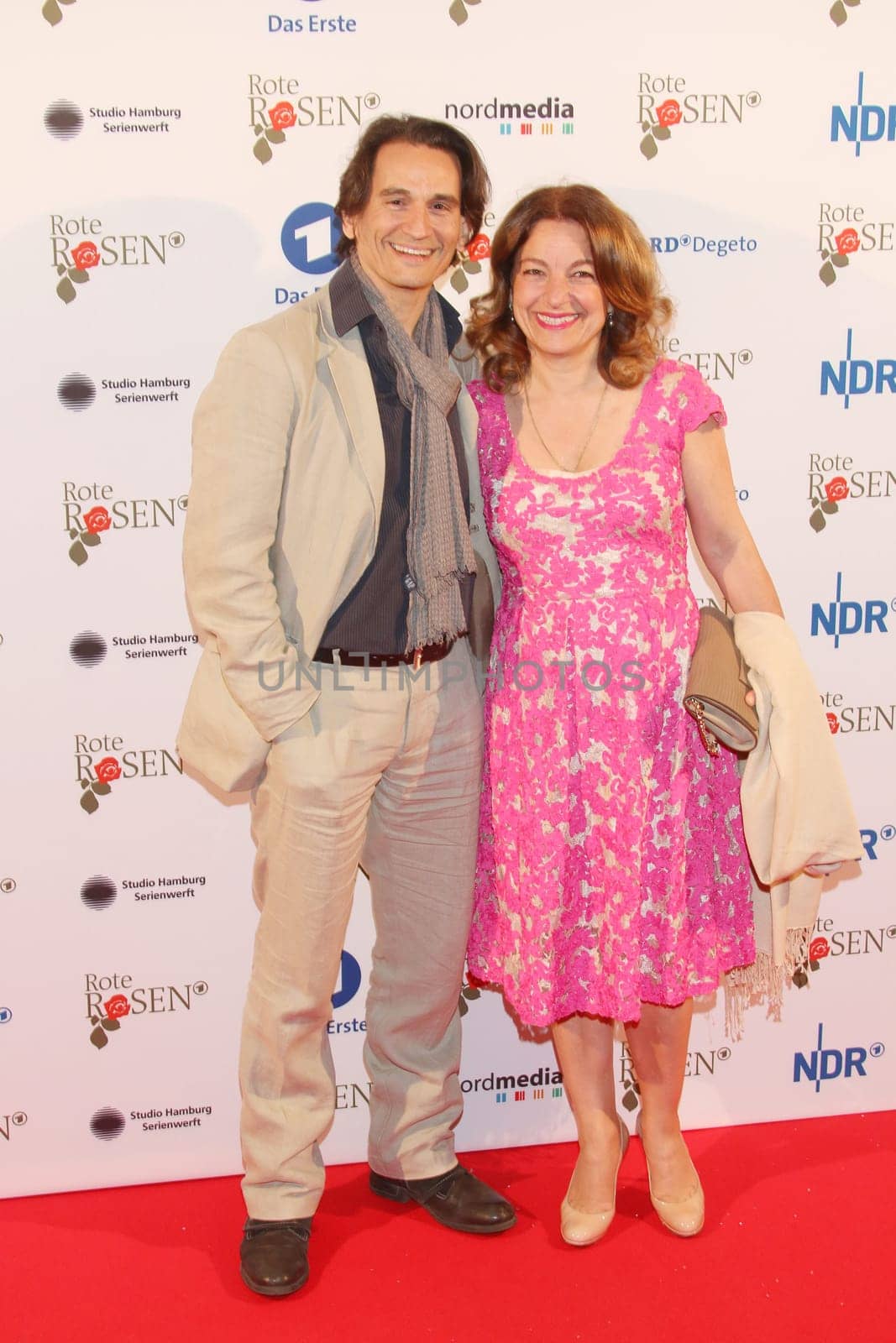 Cuco Wallraff,Sema Meray,photo opportunity at the Jubilaeums-Event 2000 episodes Red Roses,Knight Academy Lueneburg,24.04.2015