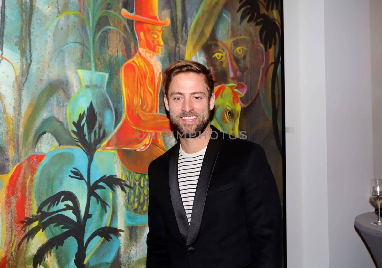 Artist Olaf Hajek Vernissage . Exhibition of the artists   in the D1 Gallery Hamburg