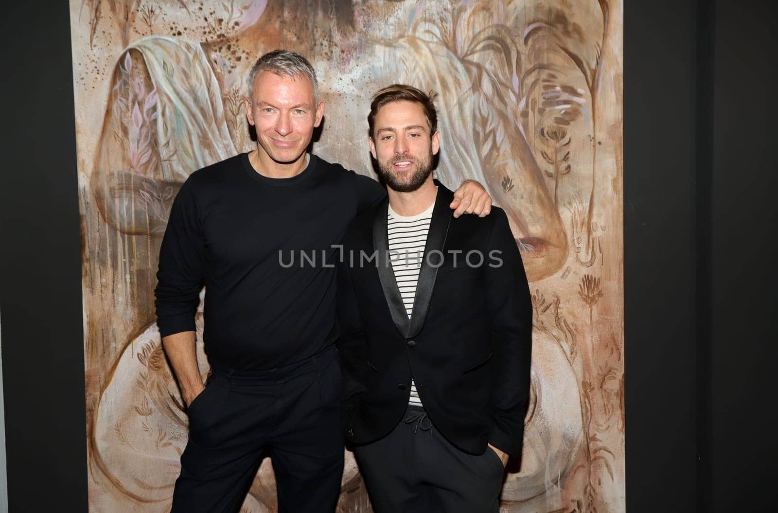 Maximilian Magnus and Olaf Hajek  Exhibition. Exhibition of the artists   in the D1 Gallery Hamburg